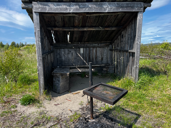 Insidan av vindskyddet