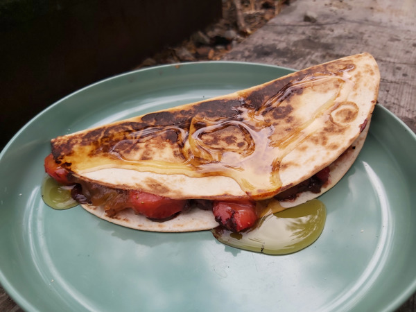 Rabarber- och jordgubbsgino i tortillabröd