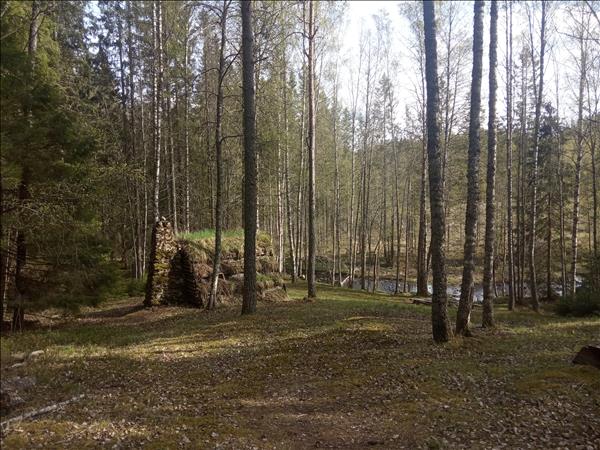 Kolarkojan bredvid grillplats