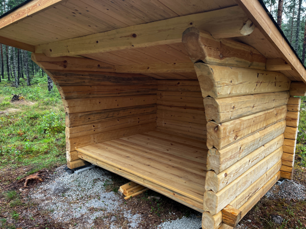 Insidan av vindskyddet