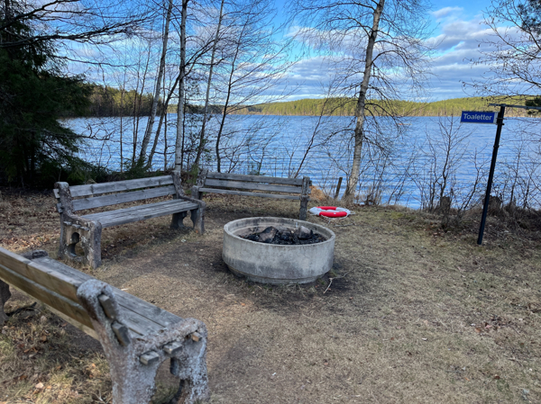 Grillplats vid vattnet