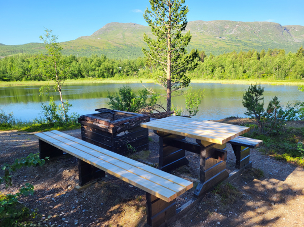 Grillplats vid vattnet