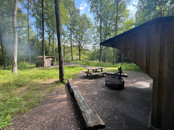 Vattenledningsparken: grillplats Åsendammen (Lutherdammen)